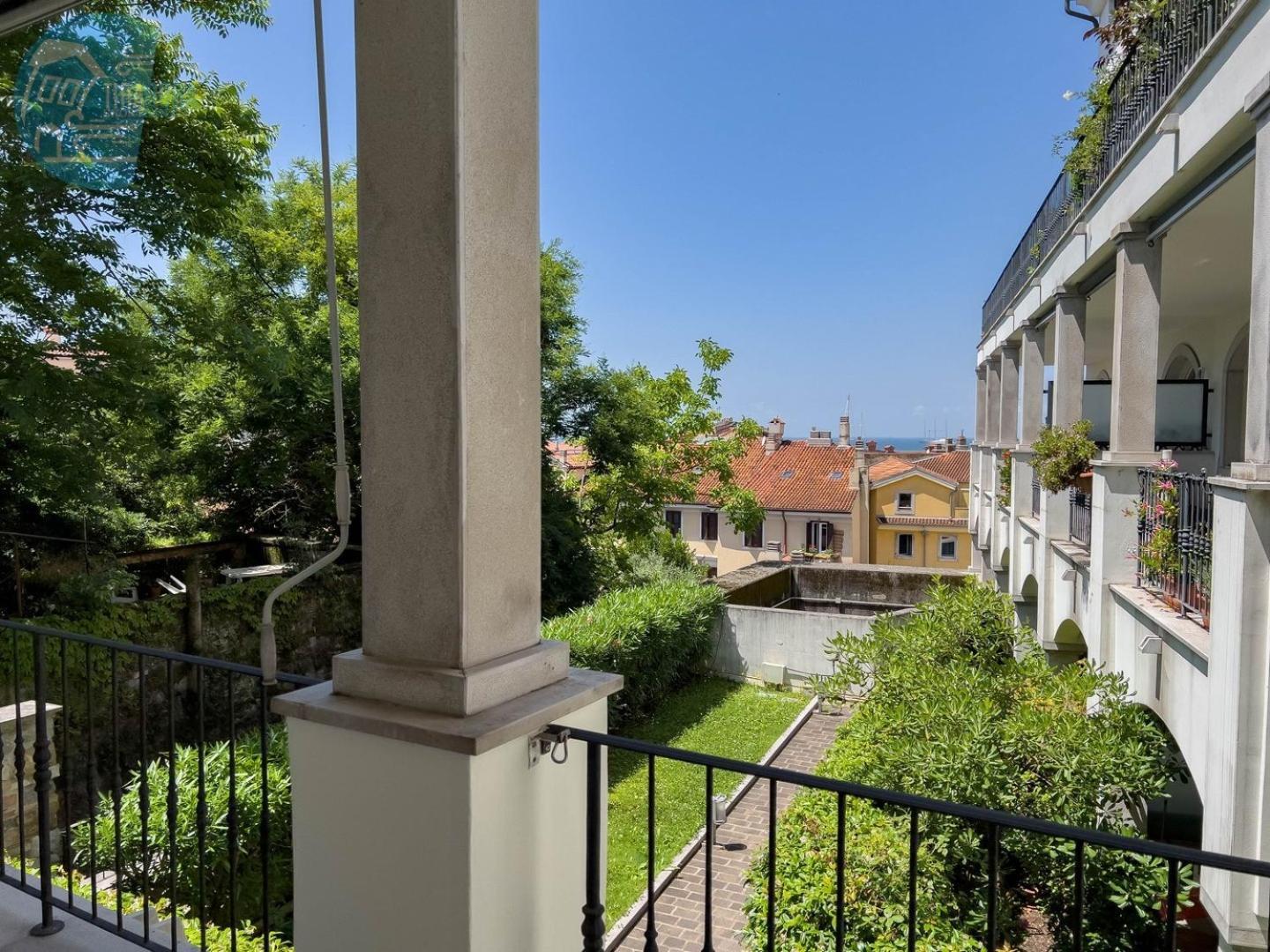 Cattedrale 5 Tirabora Short Rent Apartment Trieste Exterior photo
